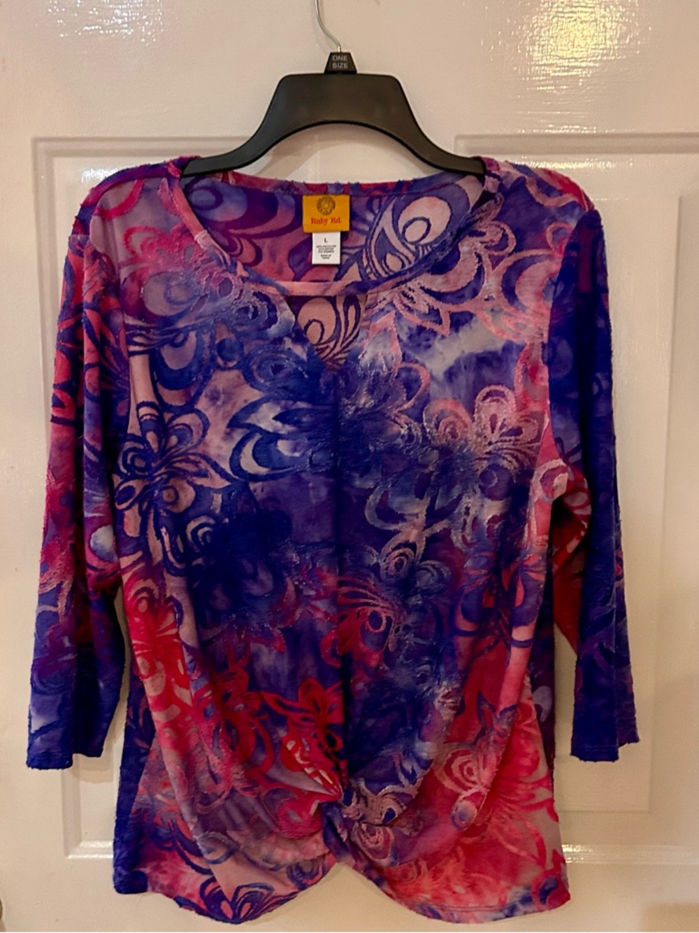 Ruby Rd. Long-Sleeve V-Neck Floral Twist Top in Purple & Pink